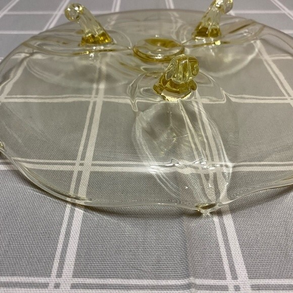 Vtg 1930s Yellow Topaz 10” Jubilee 3 Footed Cake Plate Lancaster Depression Glas - Picture 6 of 7